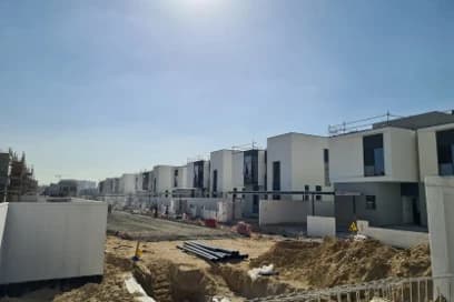 Townhouses under construction at Murooj Al Furjan in Dubai